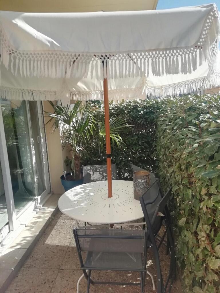 T3 Rez-De-Chaussee Lumineux Avec Terrasse Proche Plage كوسيك المظهر الخارجي الصورة